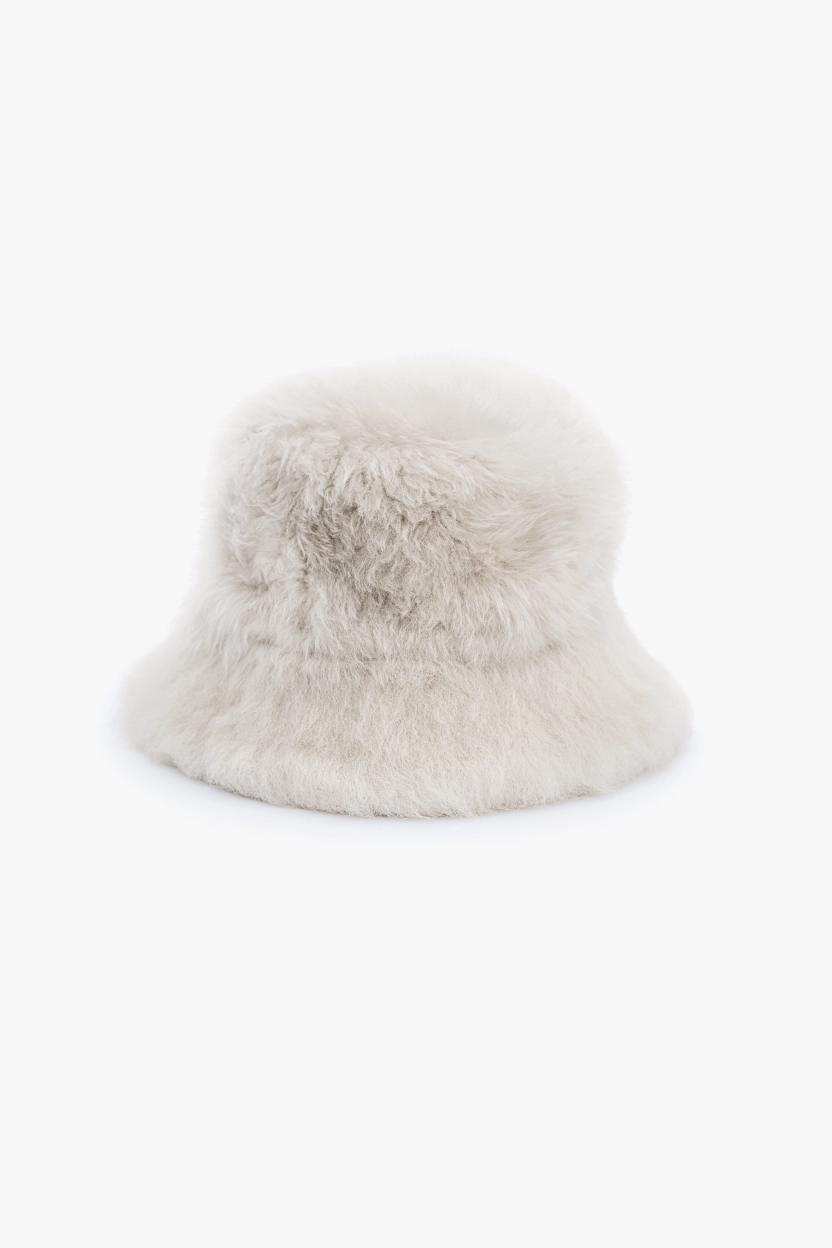 Bucket Hat in Shearling