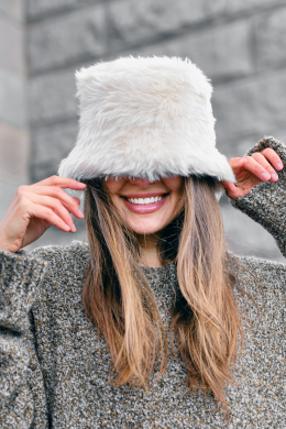 Bucket Hat in Shearling